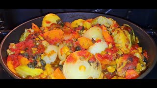 Bosanski lonacpovrće sa piletinomjelo puno vitaminajelo koje vole svidanas pravim👩‍🍳🥕🧄🥘🥗🍖🥩🍜🍛🍝 [upl. by Akinehs]