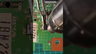 How to Easily Remove AMS1117 Voltage Regulator electronic smdsoldering soldering repair [upl. by Kafka]