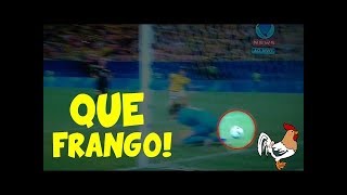 goleiro tomando frango engraçado [upl. by Annert84]