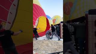 Préparation de la montgolfière 🇹🇷 turquie cappadocia myvideo pourtoi globetrotteur roadtrip [upl. by Kelly]