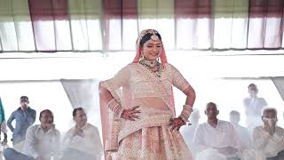 ELEGANT BRIDE DANCEMathhe Te ChamkanADIDEV Choreography bride bridedance wedding weddingdance [upl. by Nnadroj]