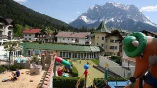 Leading Family Hotel amp Resort Alpenrose in Lermoos  Tirol Österreich [upl. by Reuven]