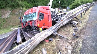 40 Dangerous Fastest IDIOTS Truck Driving Skills  Best of Excavator Truck amp Car FAIL Compilation [upl. by Dukey]