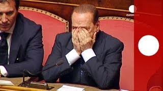 Video Berlusconi piange fiducia al Governo ma fra le lacrime [upl. by Dimitris]