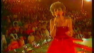 Corina Chiriac  Pai de ce Live Mamaia85 [upl. by Onil492]