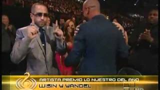 Premio Lo Nuestro 2011  Wisin y Yandel [upl. by Ettenyar]