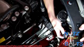 20122014 Toyota Camry Headlight bulb remove and install [upl. by Fleming733]