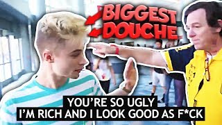 ROASTING THE CRINGIEST DOUCHE BAG AT VIDCON [upl. by Kathryne]