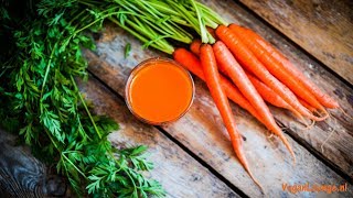 WORTELSAP RECEPT MET GEMBER APPEL EN BLEEKSELDERIJ🥕 [upl. by Nonnad]