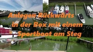 Anlegen mit einem Sportboot Rückwärts in die Box [upl. by Atekan]