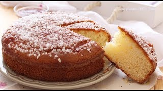 Torta allo yogurt al cocco ricoperta di confettura e granella di zucchero [upl. by Forras]