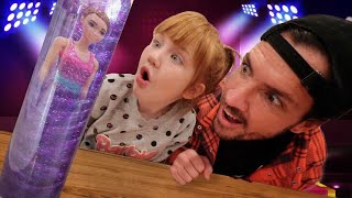 BARBiE MUSiC MAKEOVER Family Dance Party and Color Reveal Game new magic surprise presents [upl. by Kartis890]