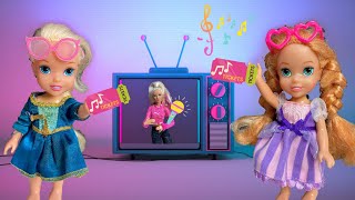 Elsa and Anna Toddlers want Concert Tickets  Elsia and Annia  Barbie  Elijah N [upl. by Enaerb]