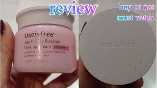 Oneforall innisfree Jeju Cherry Blossom SkinFit ToneUp Cream [upl. by Aleakam]