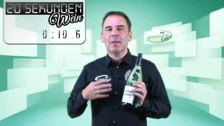 Markus Schneider Riesling trocken 1 Liter Riesling QbA [upl. by Einnok]