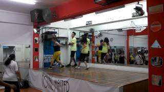 Hi Low con Maribel Inacua en Total Master Fitness 13 de Abril de 2012 [upl. by Suinotna295]