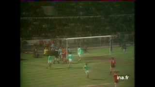 Football  St Etienne après match  REALBayern 1976  Archive vidéo INA [upl. by Marentic236]