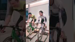 The roller cycling trainer is a kind of equipment used for indoor bicycle training crazy [upl. by Ardnuhsal]