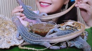 ASMR Sand Iguanas with mango saladexotic food CRUNCHY CHEWY EATING SOUNDS  LINHASMR [upl. by Nallid]