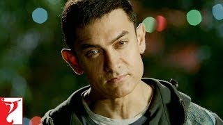 Maskara Majakiyaan Vidhushak Joker Clown  Dialogue Promo  DHOOM3  Aamir Khan [upl. by Waldron]