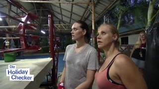 Die HolidayChecker in Thailand  Folge 5 dt Untertitel [upl. by Ellerehc]