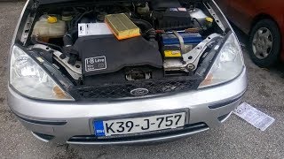 How to Change  Replace Engine Air Filter Ford Focus 18 TDDI 2003 [upl. by Una]