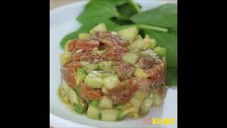 Tartare de saumon  CroqKilos [upl. by Yrreiht]