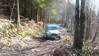 Acadiane et 2CV dans les chemins [upl. by Stephanie]