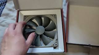 Instalación de ventiladores Noctua NFP14s Redux [upl. by Skip]