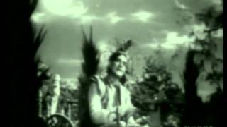 Ae Dil  E  Beqarar Jhoom  K L Saigal  Ragini  Shahjehan  1946  Bollywood Vintage Songs [upl. by Oiril]