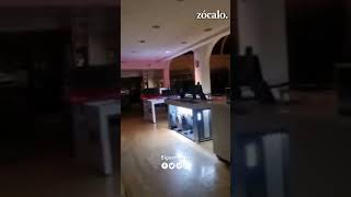 Captan a varios dispositivos Alexa rezando de madrugada en plaza comercial de CDMX [upl. by Ellehsad]