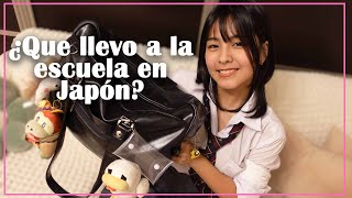 ¿Que llevo a mi escuela en Japón by MiniJape [upl. by Mona182]