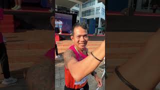 Pelari Singkawang bersaing di Half Marathon Kuching Heritage [upl. by Gader198]