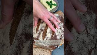 Low carb Joghurtbrot Rezept mit gigantisch guten Nährwerten So einfach backst du Eiweißbrot 🍞 [upl. by Idnam]