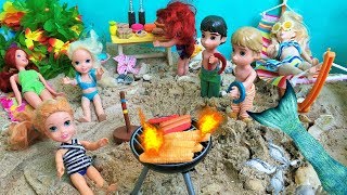 Anna and Elsa Toddlers Beach Party Barbecue Ep 357  Toys In Action [upl. by Cressida]