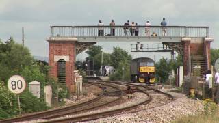 The Devonian 70013 Oliver Cromwell passes Dawlish Warren 25th July 2009  HD [upl. by Chloette]