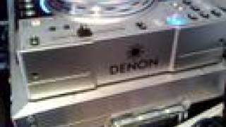 SUPER SCRATCHING ON THE DENON CD DNS3500 DNS3500 DJ DECK [upl. by Squire]