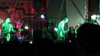 New Found Glory  Armatage Shanks Green Day Cover live Hoodwink 2009 [upl. by Aelegna]