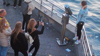 YOU HAVE NEVER SEEN SUCH A CROWD 1 MINUTE ISTANBUL TOUR AT BAYRAM  Eminönü Galata Bridge Haliç [upl. by Attikram]