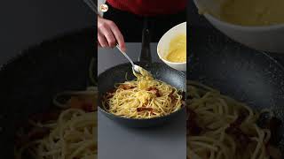 La VRAIE recette des carbo 🤤 carbonara carbo pates pasta recettefacile cuisinefacile [upl. by Eixor754]