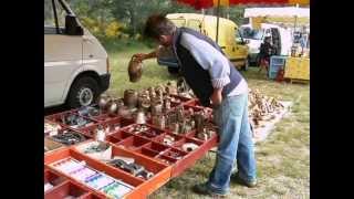 Choix dune sonnaille par un berger sur une foire séquence filmée par G Lebaudy ethnologue [upl. by Gnues201]