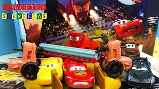 Carros de Carrera para niños  Pista de Coches CARS 3 TRACTOR TIPPIN TRACK SET [upl. by Klinges]