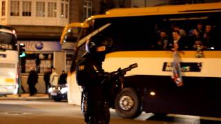 Botellas contra el bus del Celta [upl. by Hasheem]