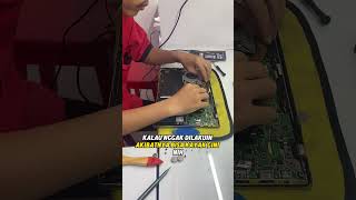 Solusi laptop panas adalah cleaning repaste 😱 servicelaptop asus servicelaptoppanggilan repair [upl. by Chil]