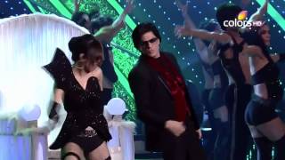 SRK perf songs from Don 2 amp RA One Apsara Awards 2012 11th March [upl. by Eiaj]