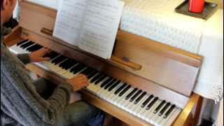 Grade 4 Piano ABRSM C1 Ne tirez pas sur le pianiste Oriol 20132014 [upl. by Nairde]