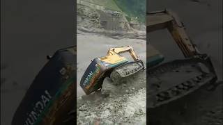 excavator fails operator mistak shorts excavator sindhi operator [upl. by Harehs505]