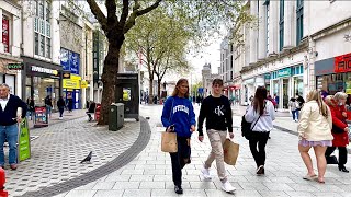 Walking Around Cardiff City Centre Wales 🏴󠁧󠁢󠁷󠁬󠁳󠁿 [upl. by Etnauq92]