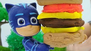 PJMasks Super pigiamini e Paw Patrol preparano Marshmallow Video con giocattoli [upl. by Geerts]