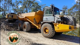 Off Grid at Mount Binga  Ep 2 – Shaping a gravel driveway [upl. by Stranger]